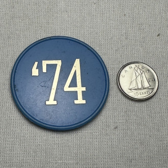 1974 L Chont Thompson Manitoba Lions Rotay plastic token