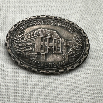 1930s Netherland Hilversum  Diakonessenhuis hospital Brooch