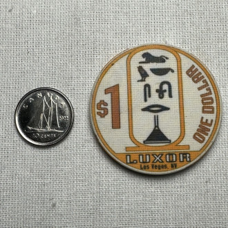 1995  Las Vegas 1 Dollar Luxor Casino Gaming Token